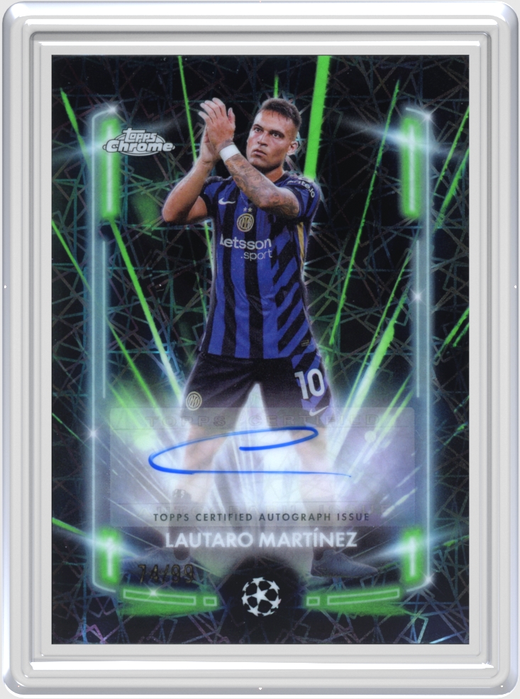 Lautaro Martínez trading card