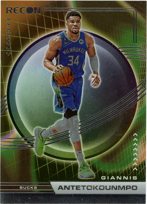 Giannis Antetokounmpo trading card