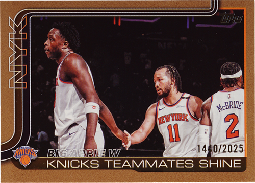 Big Apple W: Knicks Teammates Shine trading card