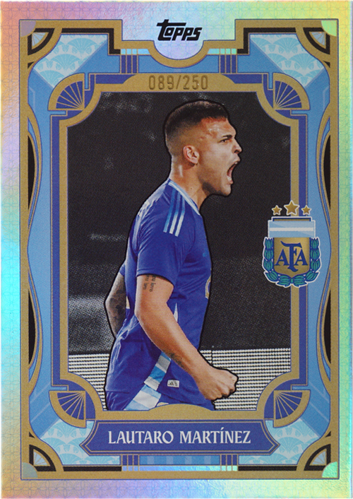 Lautaro Martínez trading card