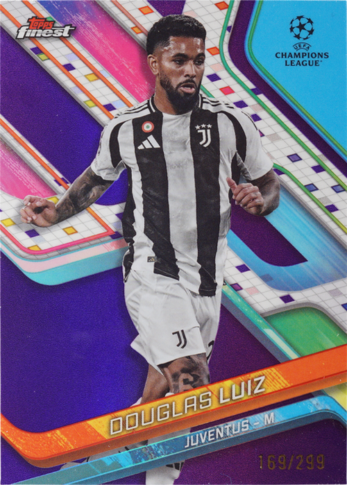 Douglas Luiz trading card